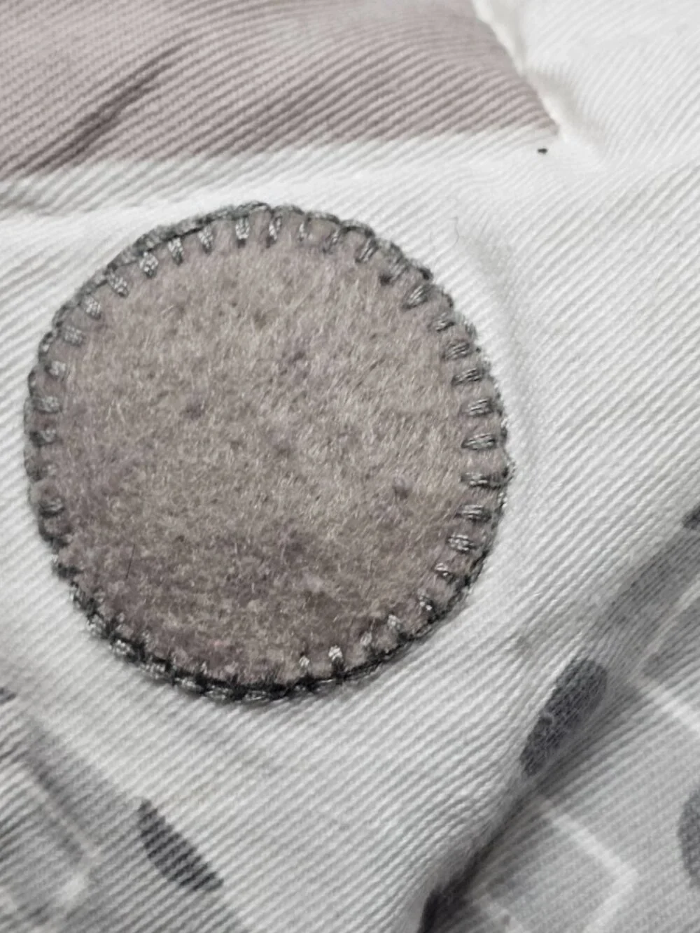 Baby Blanket Lolli Living Naturi Gray White Elephant Applique Cotton 2016